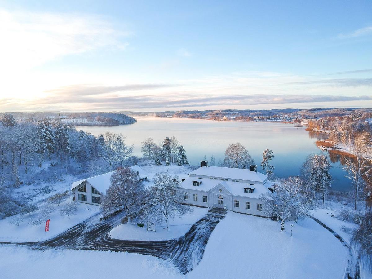 Liljeholmen Herrgard Hostel Rimforsa ภายนอก รูปภาพ