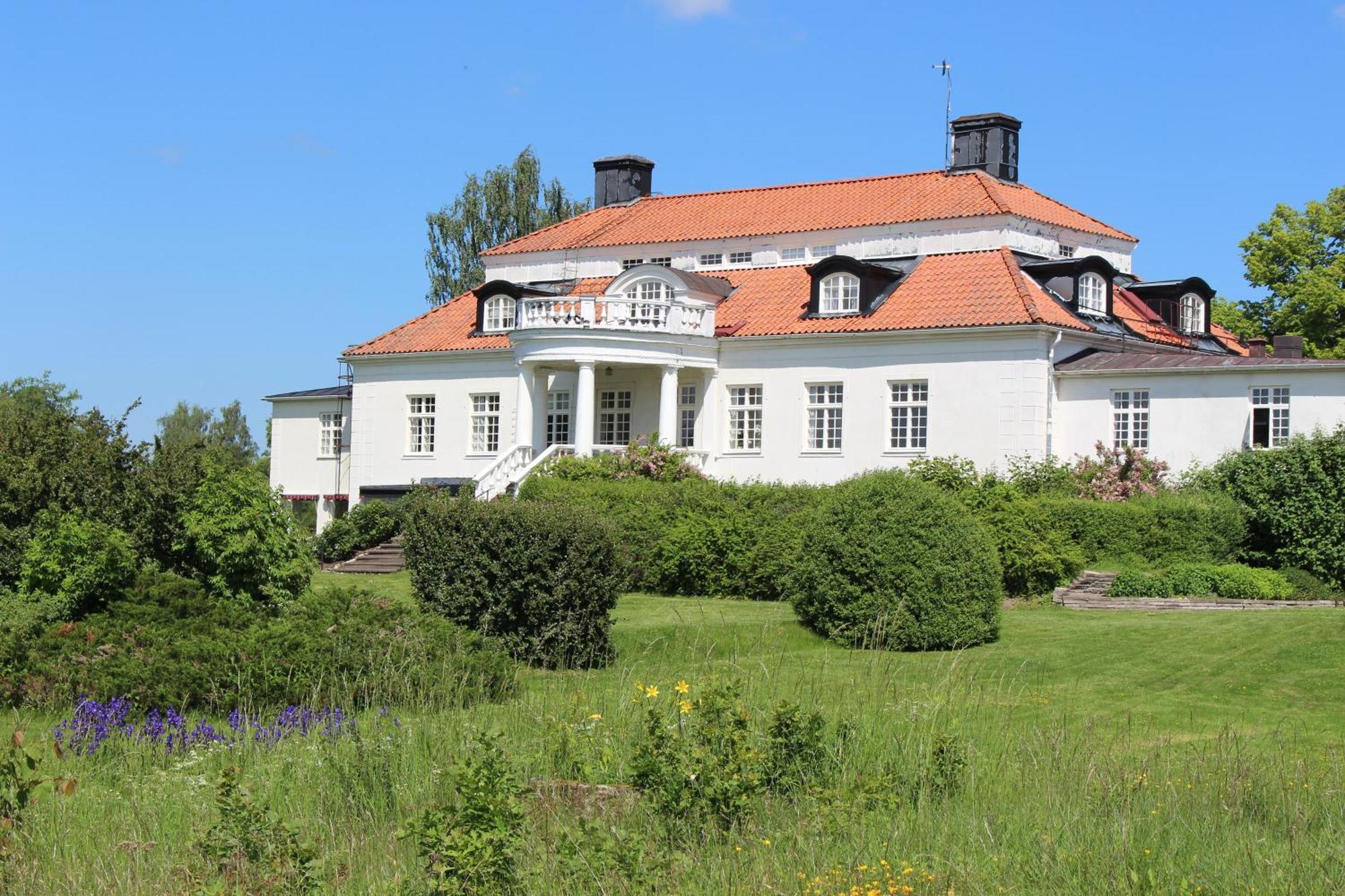Liljeholmen Herrgard Hostel Rimforsa ภายนอก รูปภาพ
