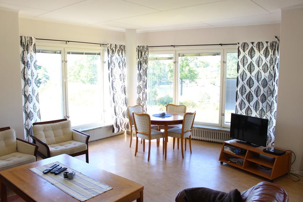Liljeholmen Herrgard Hostel Rimforsa ภายนอก รูปภาพ